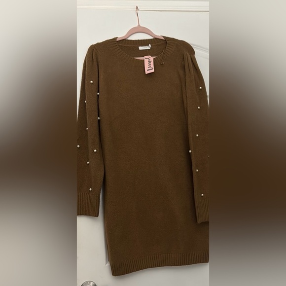 Lush Dresses & Skirts - Lush pearl sweater dress